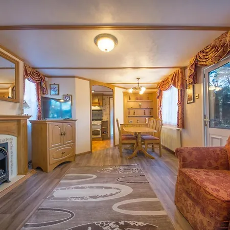 Promyk Domek letniskowy *